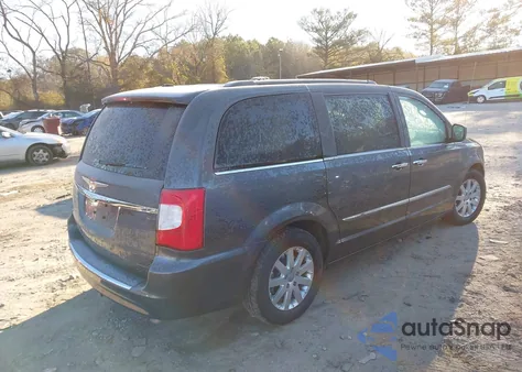 2016 Chrysler Town & Country Touring from USA, damaged, VIN 2C4RC1BG6GR174704